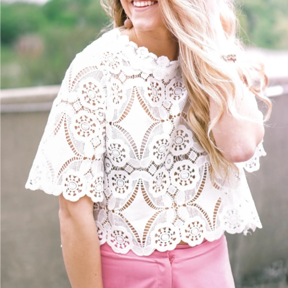 New Crochet Embroidered Lace top - Picture 2 of 8